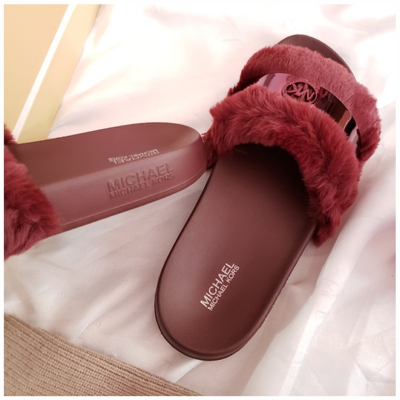 Michael Kors Jett Faux Slipper Sandal (last pair) - Picture 6 of 7